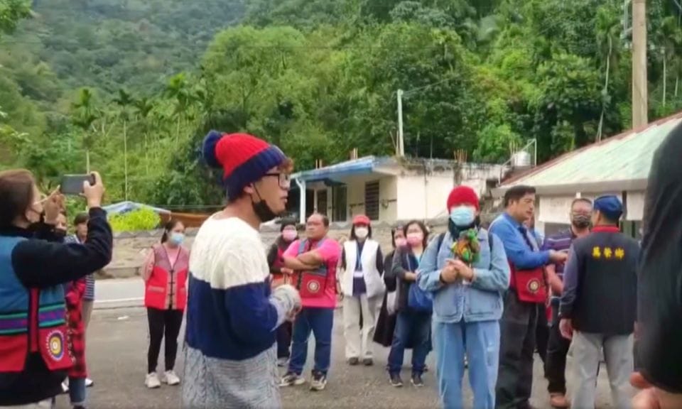 爆公所 收割 行為 萬榮鄉公所疑干擾當地接待活動引爭議 Titv News 原視新聞網 爆公所 收割 行為 萬榮鄉公所疑干擾當地接待活動引爭議 Titv News 原視新聞網